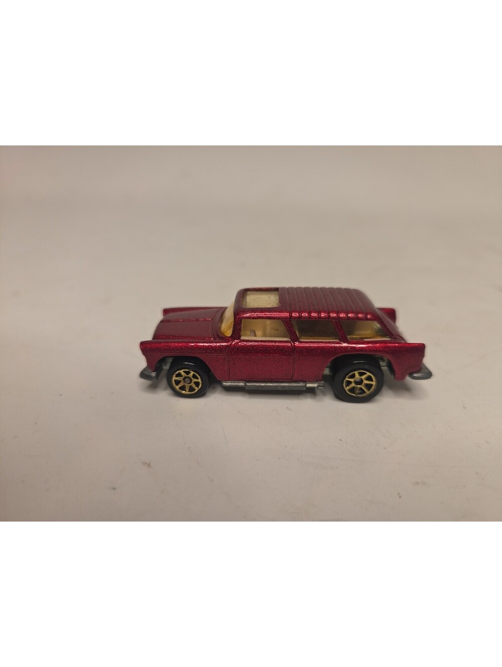 1969 Mattel Hot Wheels Redline Classic Nomad - Red/Magenta With cream Interior